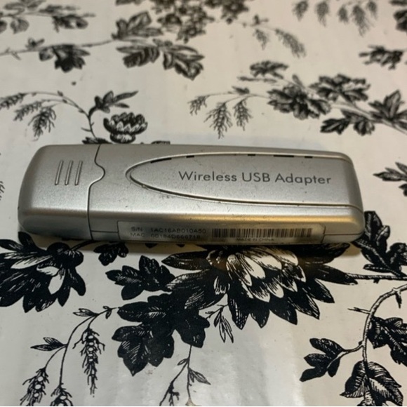 Netgear wireless internet usb network adapter - Picture 1 of 3
